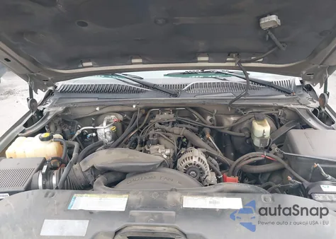 2001 Chevrolet Silverado C1500 from USA, damaged, VIN 1GCEC14V41Z118929